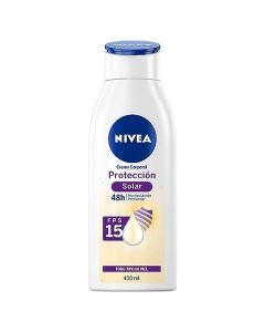 NIVEA Crema Corporal Humectante Protección Solar (400 ml), con Vitamina E y Aloe, Protección UV Fps15, 48 horas de Humectación Profunda para Todo Tipo de Piel
