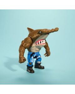 Mattel Street Sharks Jab - Figura de acción de Juguete de los 90 TV Half-Man Half-Shark Hero, Juguete articulado de 6 Pulgadas con Piel Real, mordida y Cabeza